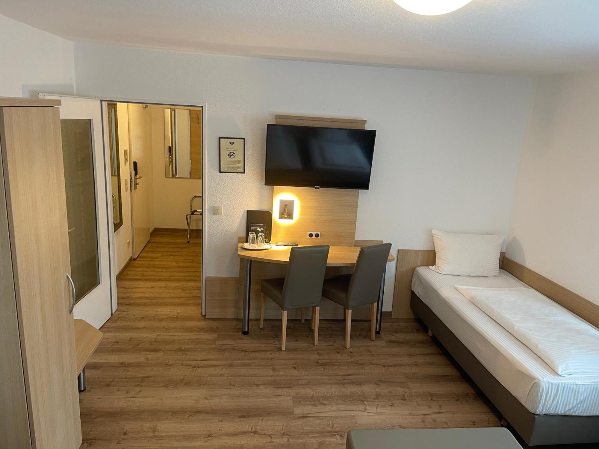 Hafner Hotel- Apartment -Self Check-In Stuttgart Exterior photo